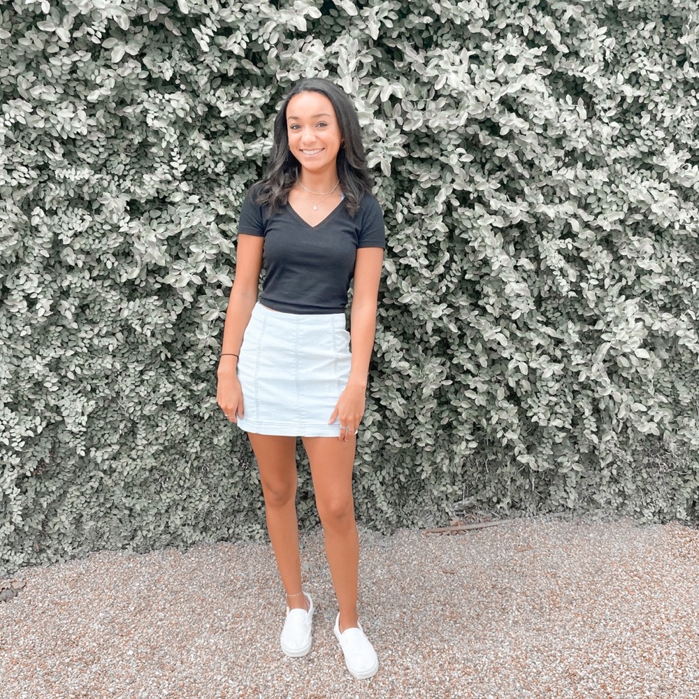 Meet your Posher, Laney